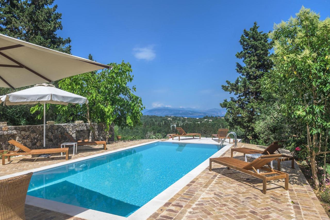 Villa Fioraki Poulades Bagian luar foto