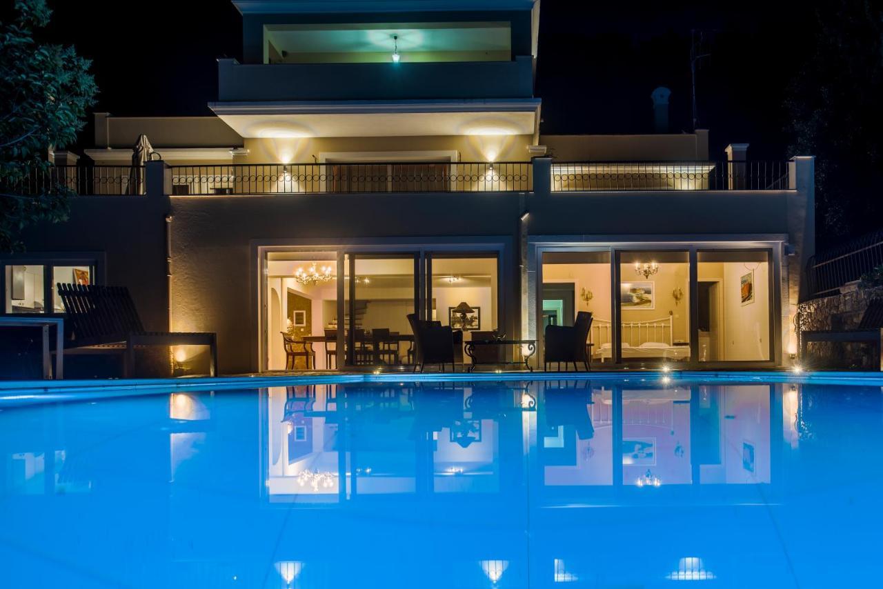 Villa Fioraki Poulades Bagian luar foto